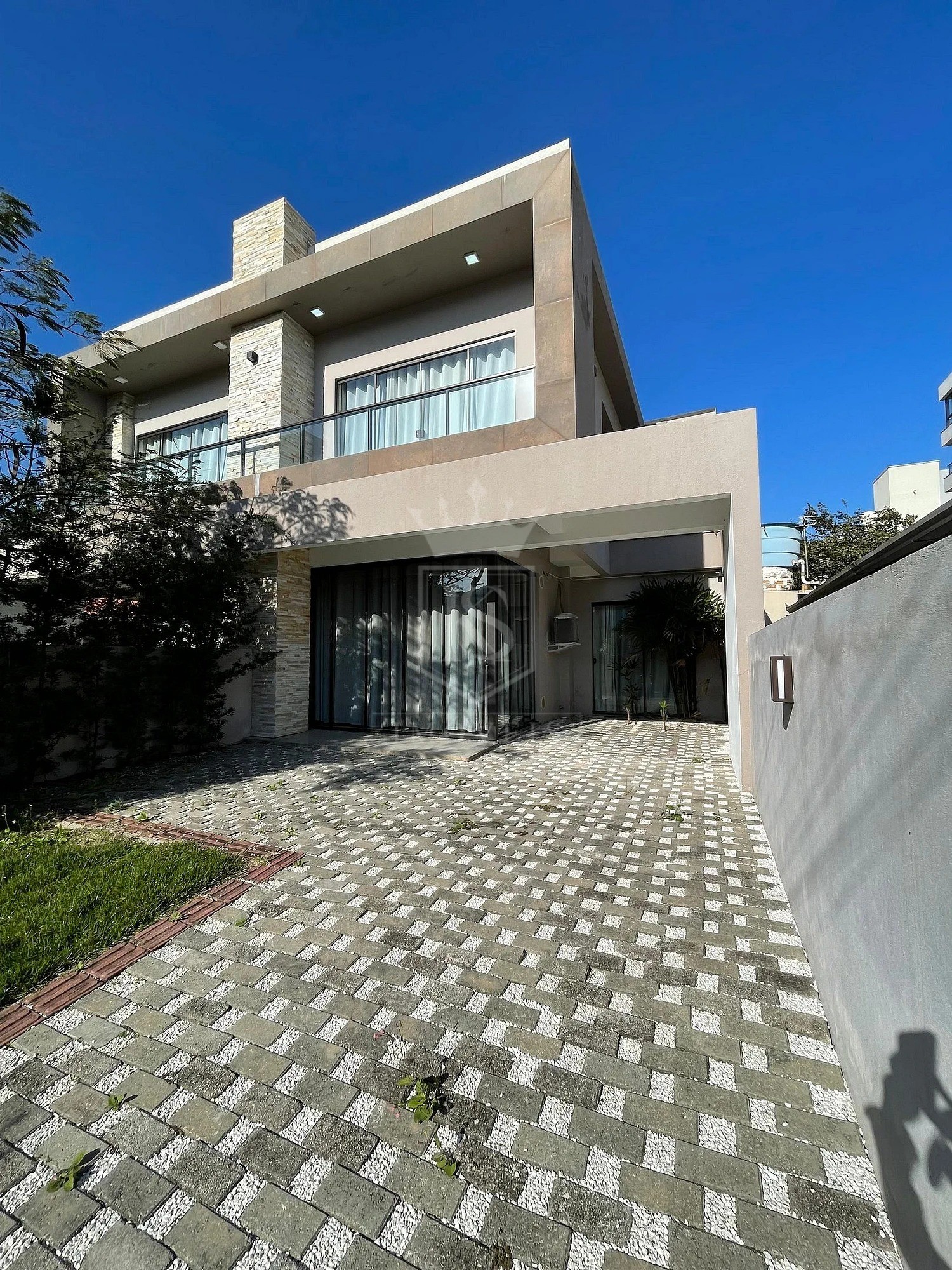 Casa con piscina en Mariscal, p/12 personas